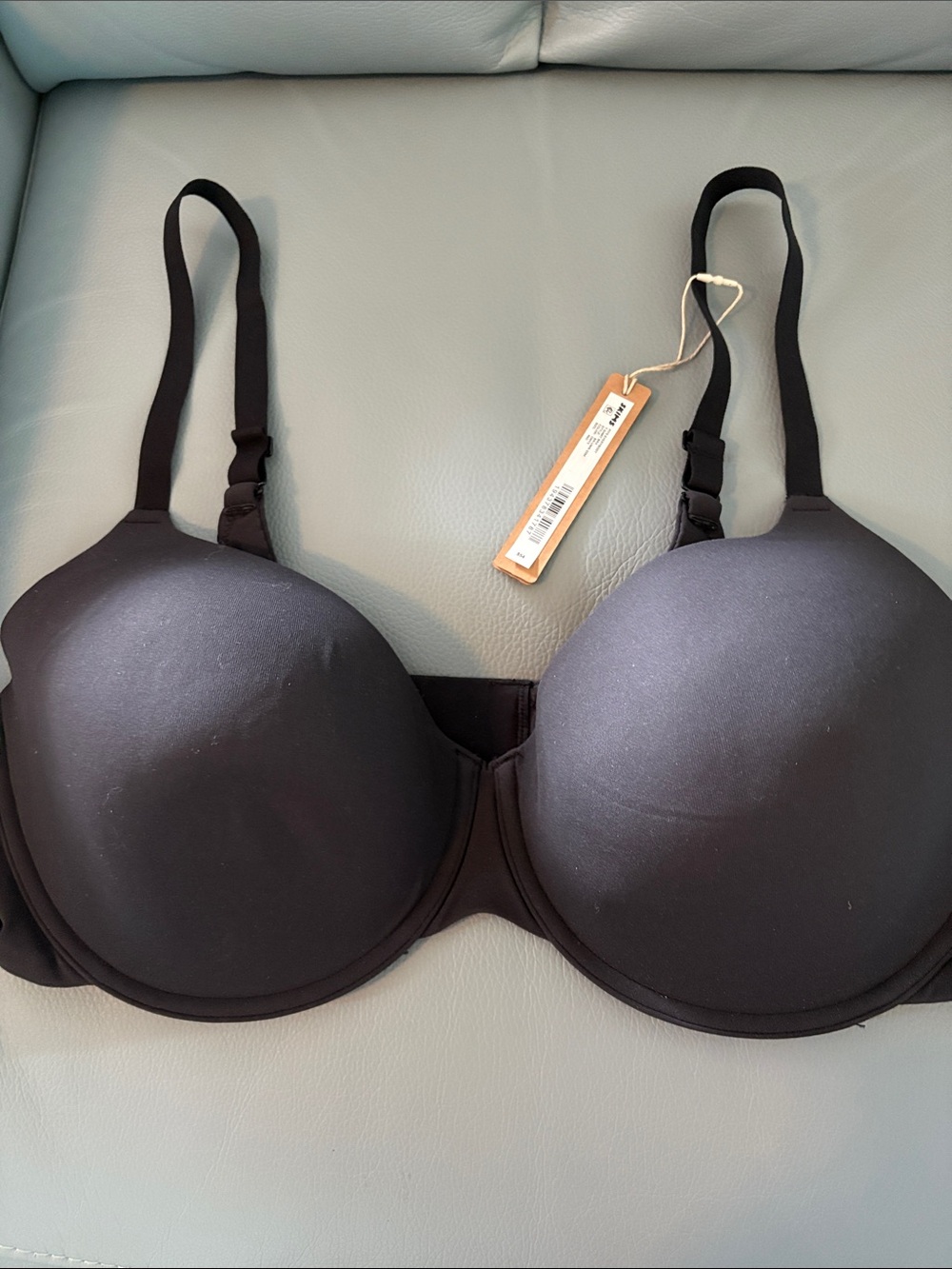 SKIMS fits everybody t-shirt Black Bra size 40D-new
